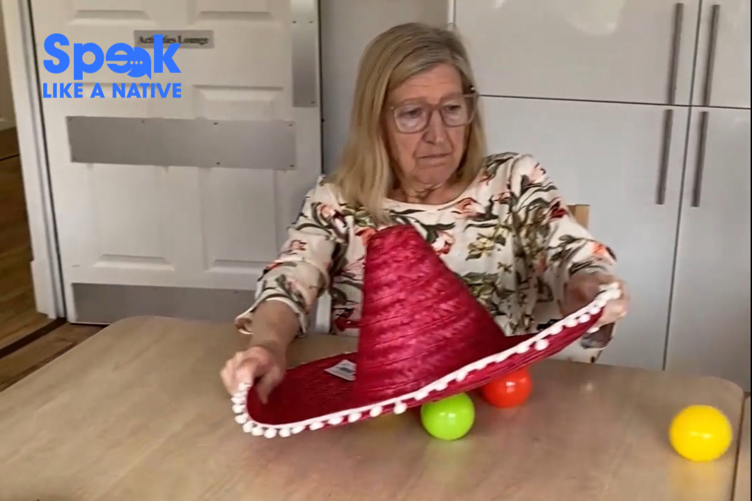 Hungry Hats in Spanish